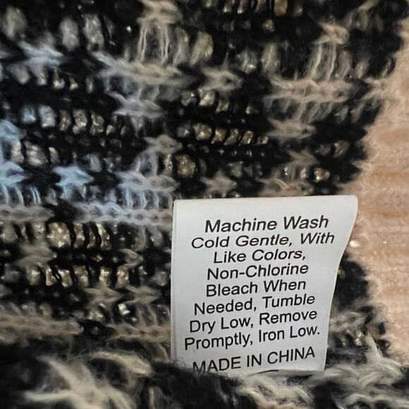 SHEIN Houndstooth V Neck Button Down Cardigan Black/Cream - Picture 8 of 9